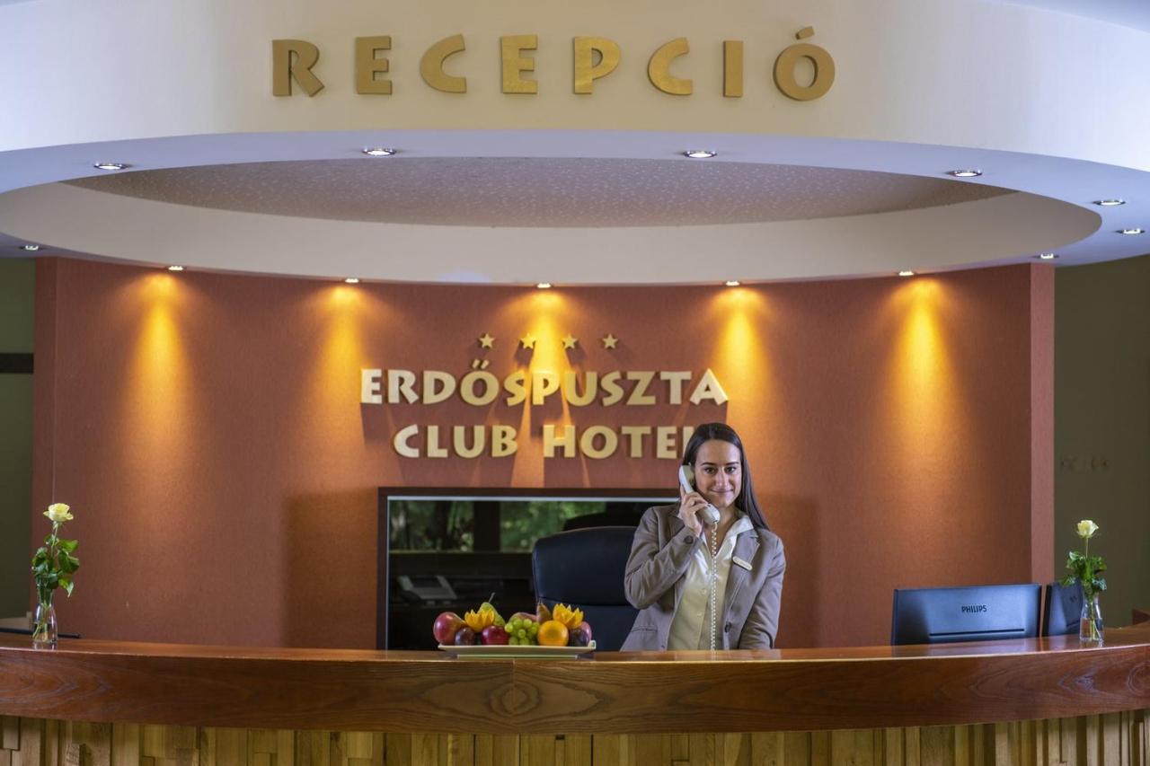 Erdospuszta Club Hotel Fenyves Debrecen Exterior foto